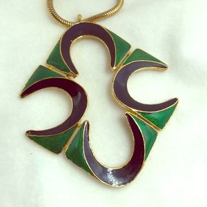 Vintage Enameled Goldtone Pendant on snake chain.